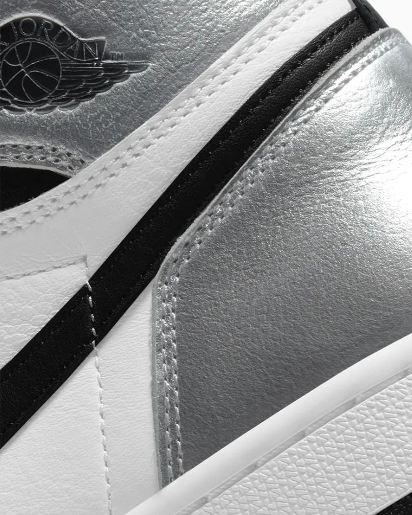 Nike Air Jordan 1 Retro High Silver Toe