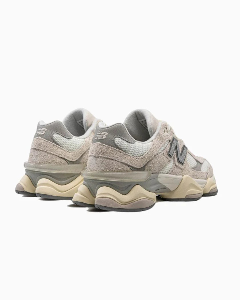 New Balance 9060 Moonbeam Sea Salt