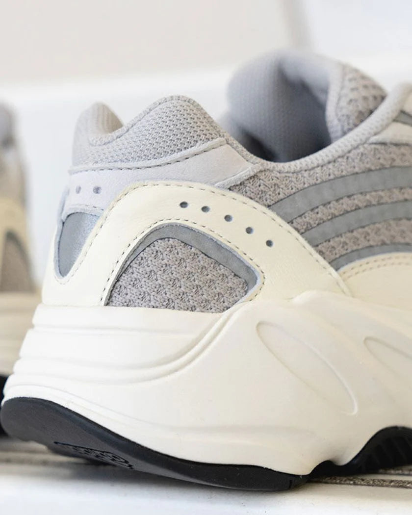 Yeezy 700 v2 Static