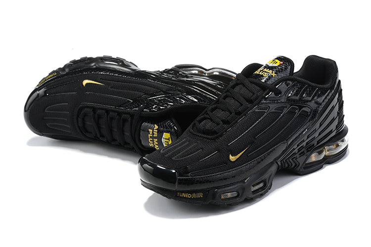 Nike Air Max Plus 3 – Negro Dorado