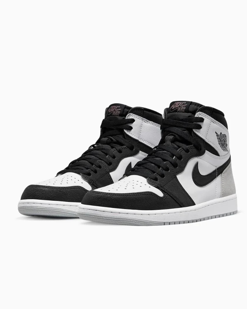 Nike Air Jordan 1 Retro High OG Bleached Coral