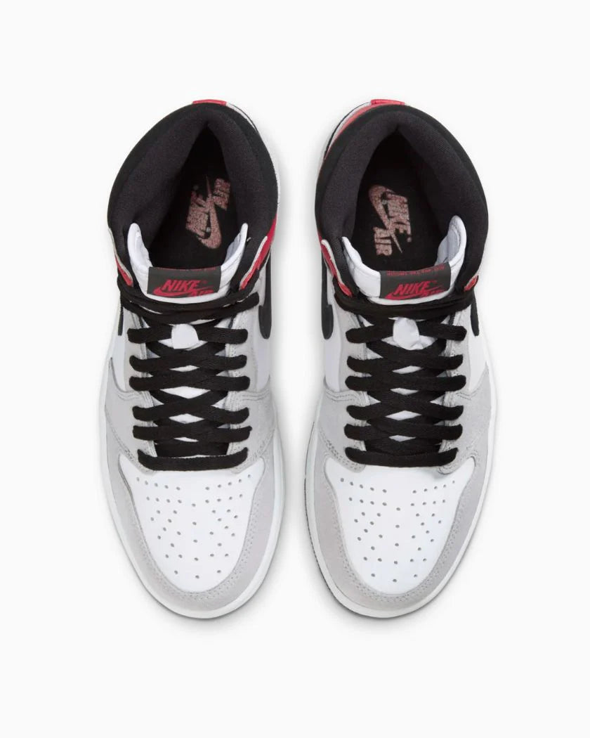 Nike Air Jordan 1 Retro High Light Smoke Grey