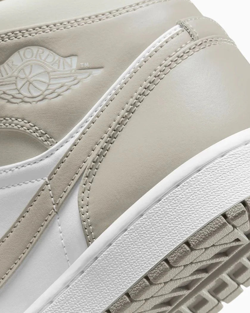 Nike Air Jordan 1 Mid Linen