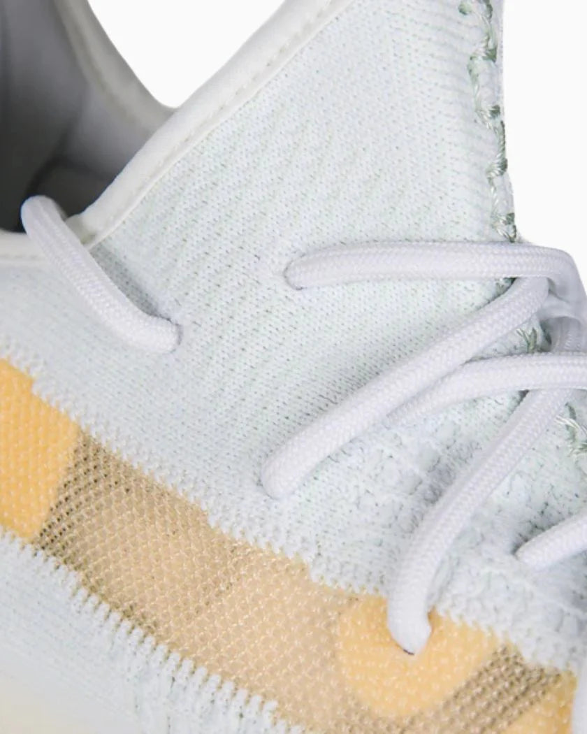 Yeezy Boost 350 V2 Hyperspace