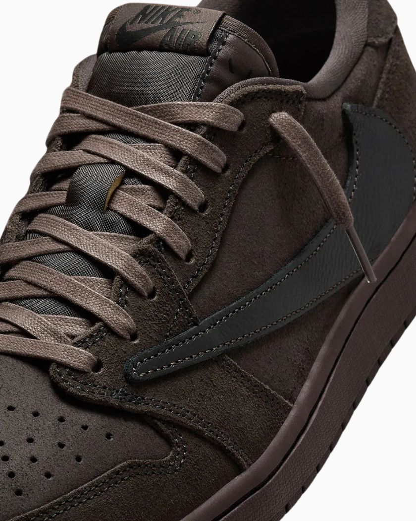 Air Jordan 1 Retro Low OG SP Travis Scott Velvet Brown
