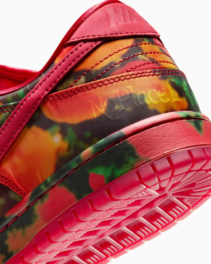 Nike Dunk Low SB The Wizard of Oz Poppy Field