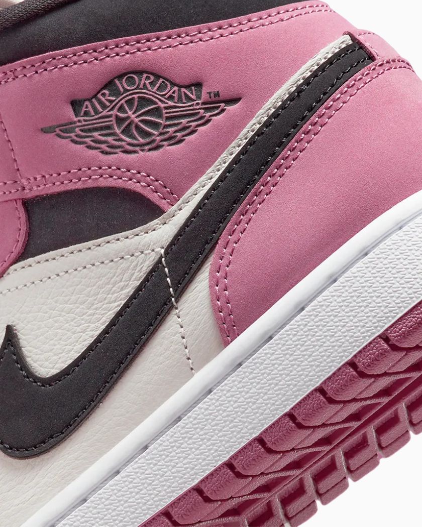 Nike Air Jordan 1 Mid Light Mulberry