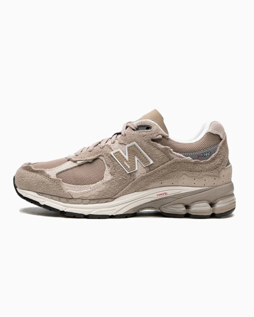 NewBalance 2002r Protection Pack Driftwood