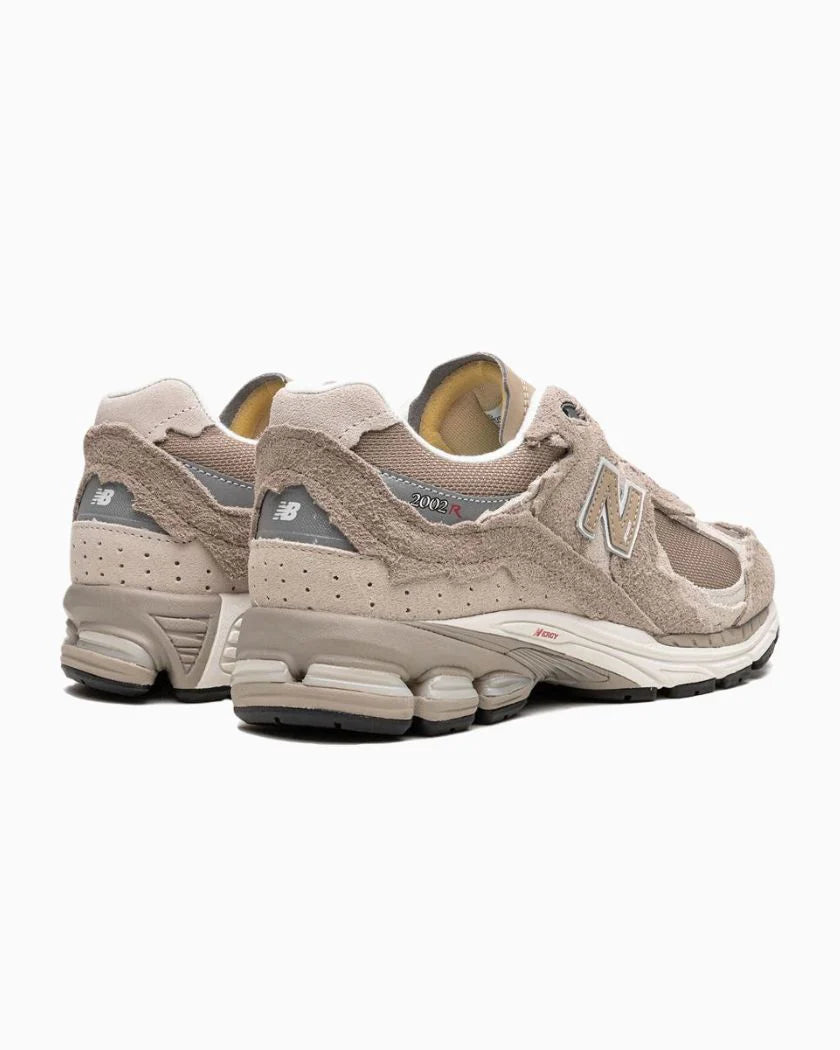 NewBalance 2002r Protection Pack Driftwood